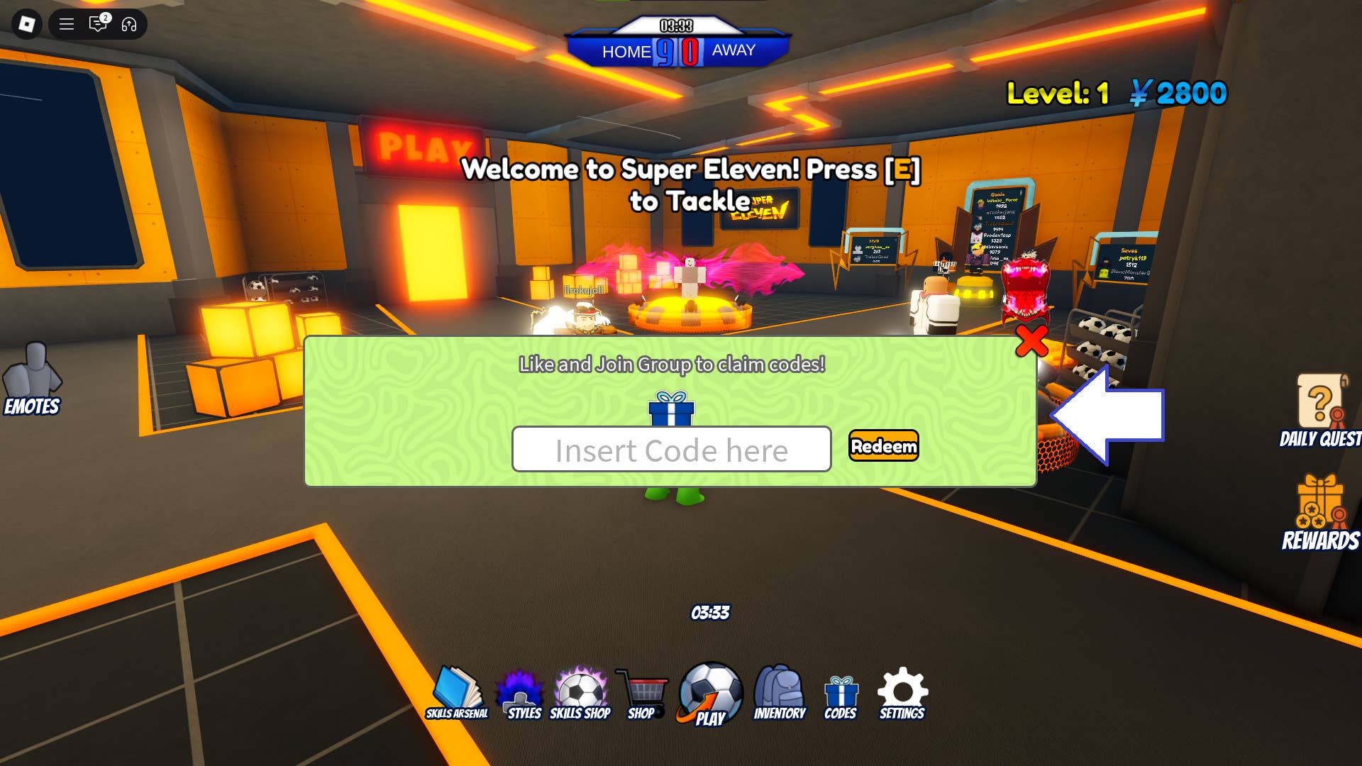Скриншот Super Eleven в Roblox, показывающий поле для ввода кодов в игре.