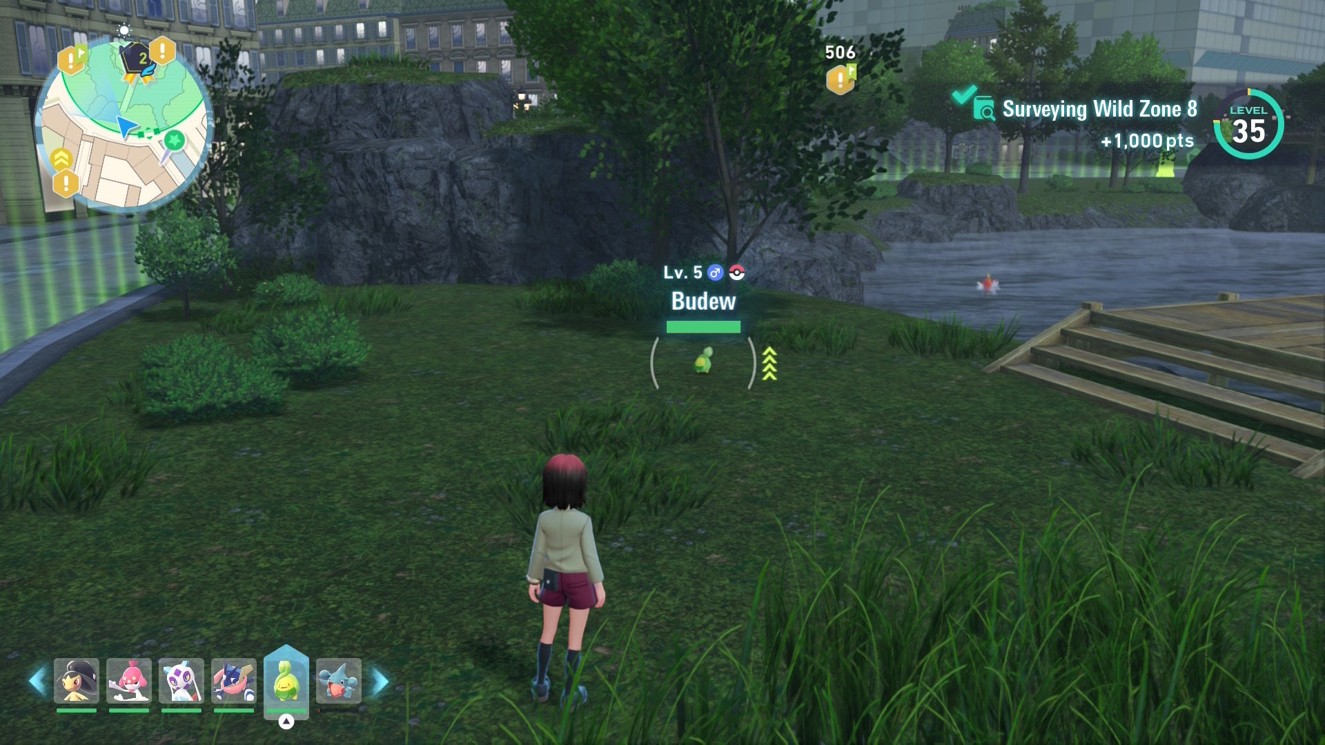 Игрок приближается к Budew в Дикой зоне 2 в Pokémon Legends Z-A